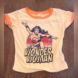 Like new! Girls wonder woman tee